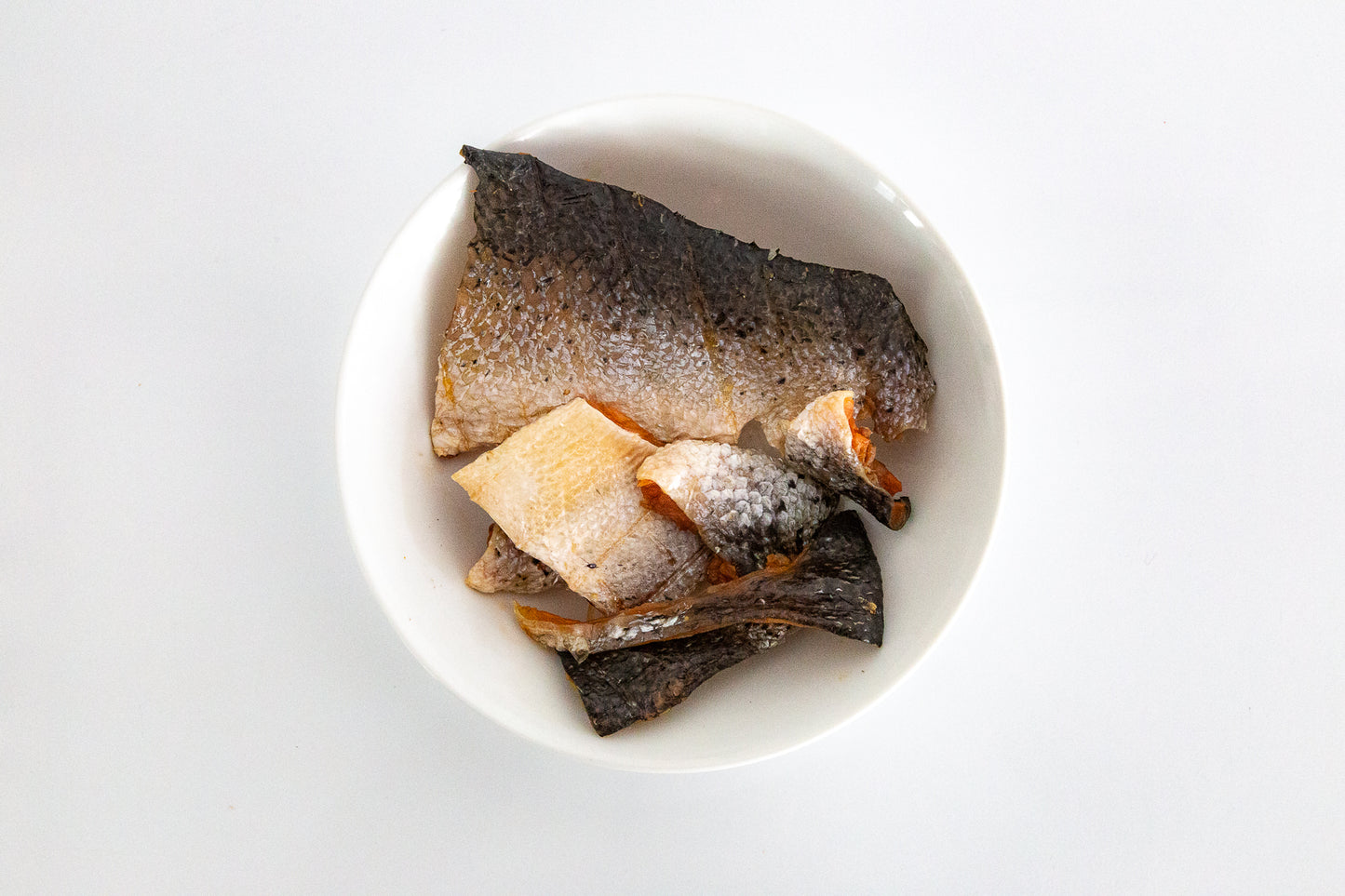 Dehydrated Salmon Skin Twists