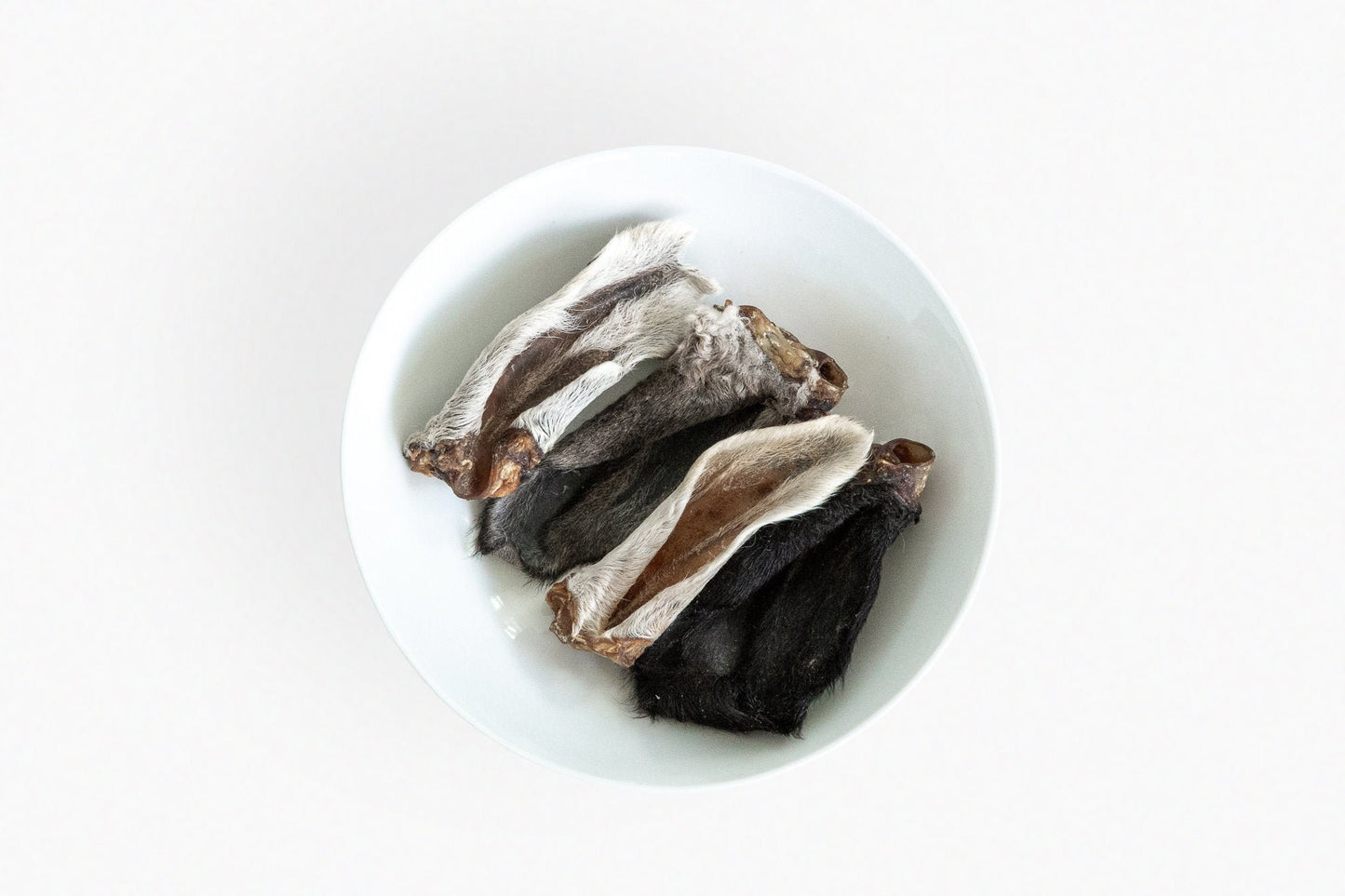 Dehydrated Lamb Ears (Fur-on)