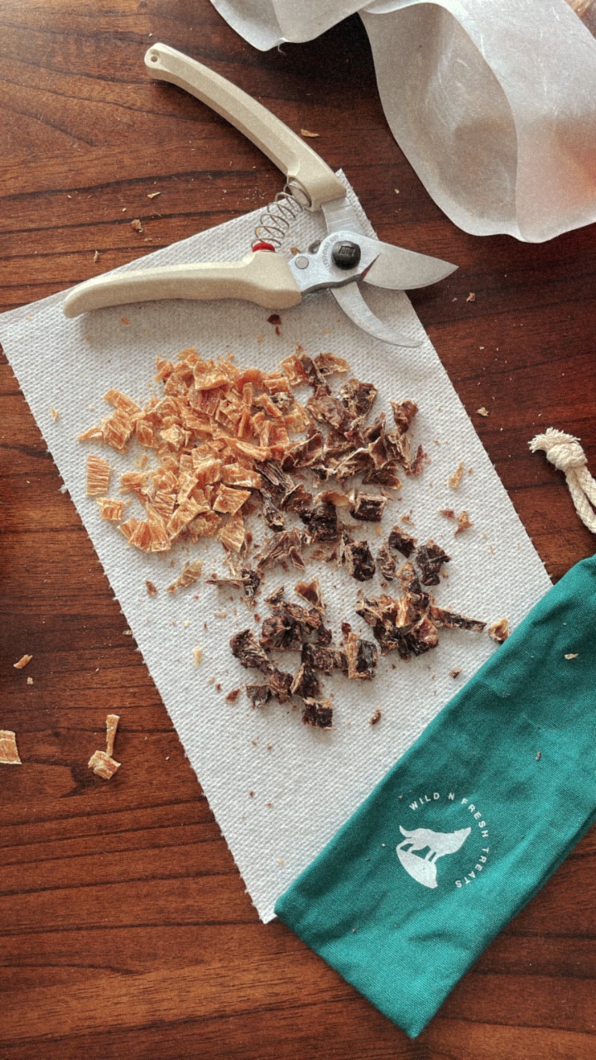 Treat Cutting Shears - Ivory