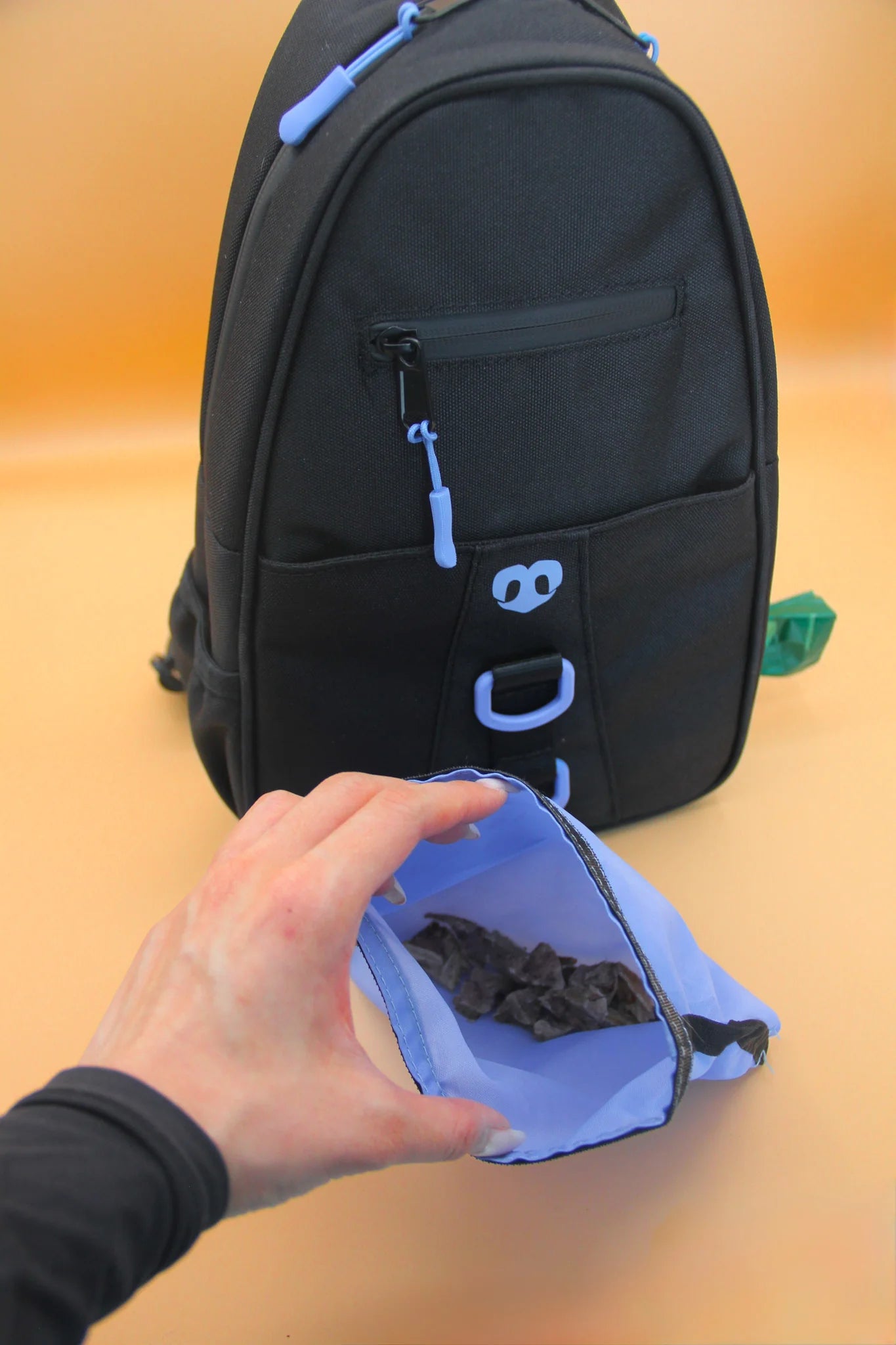 Molo Dog Walking Bag | Dog Treat & Walking Bag