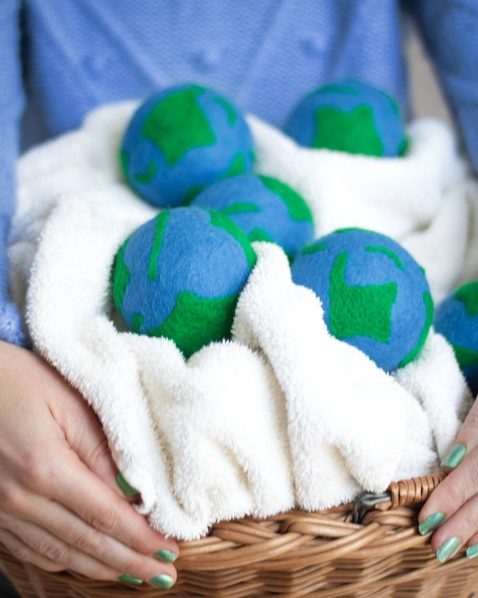 Mama Earth Eco Dryer Ball Dog Toy - Earth Month