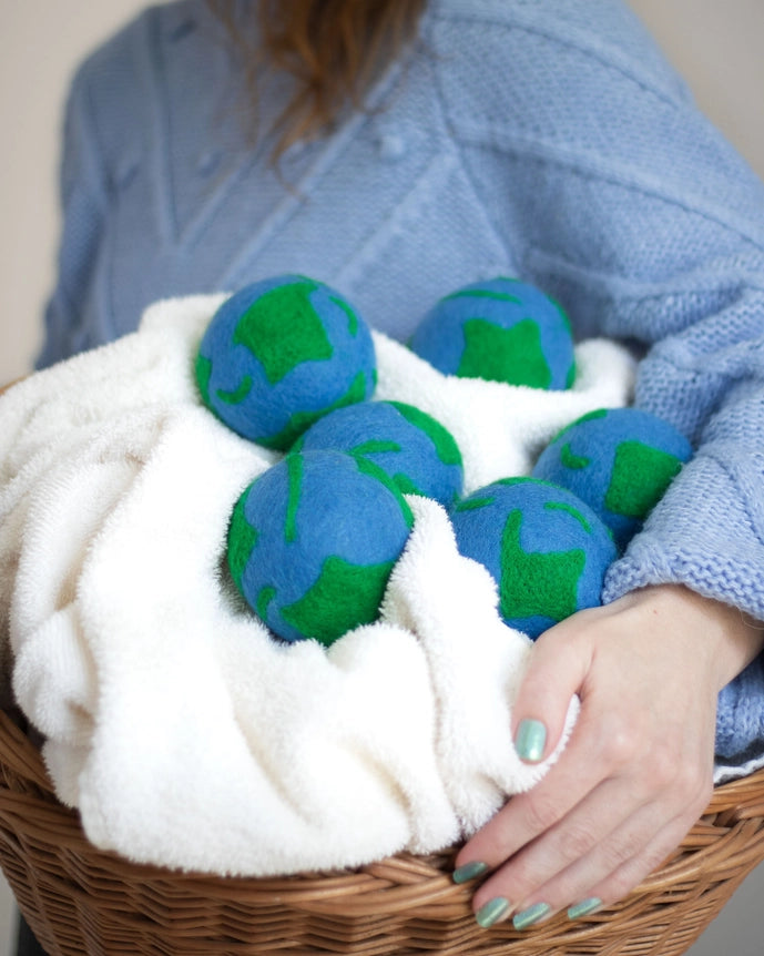 Mama Earth Eco Dryer Ball Dog Toy - Earth Month